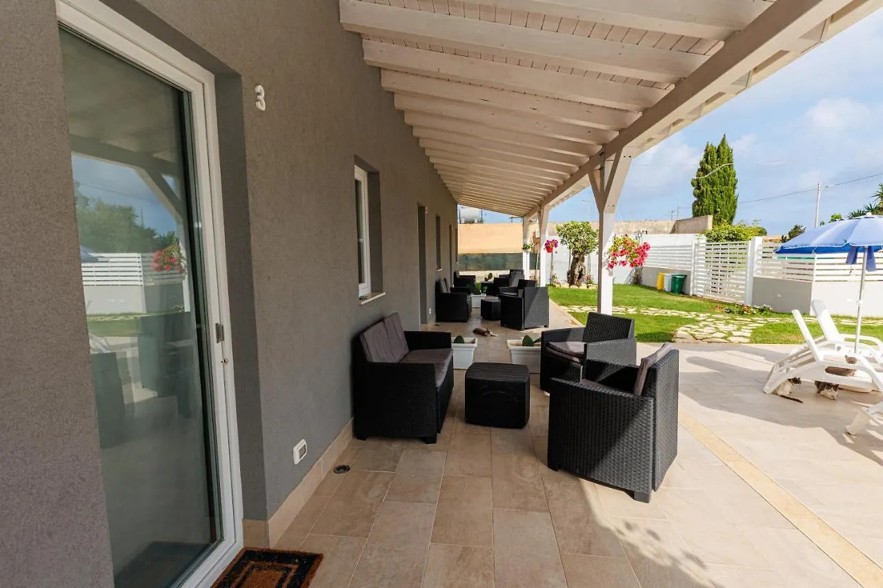 Perladelmare Aparthotel Avola 0*,